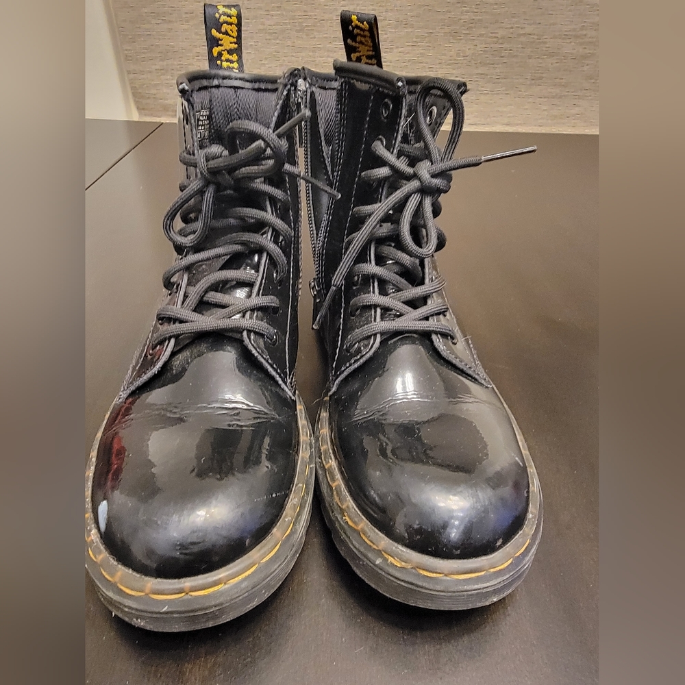 Dr Martens Black ZAVALAJ sz 2